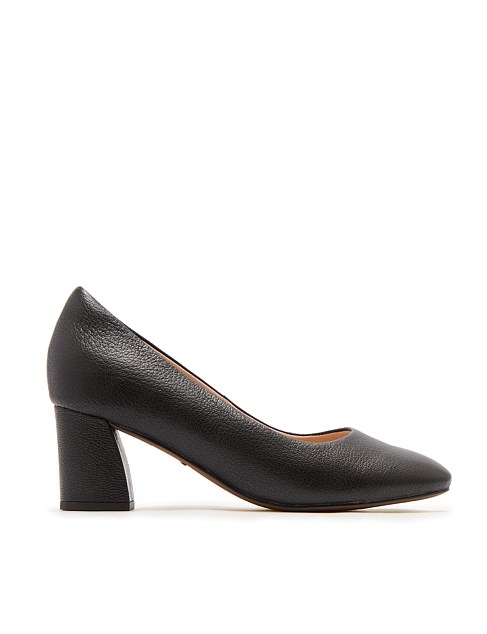 MARLOW BLACK TUMBLED HEEL