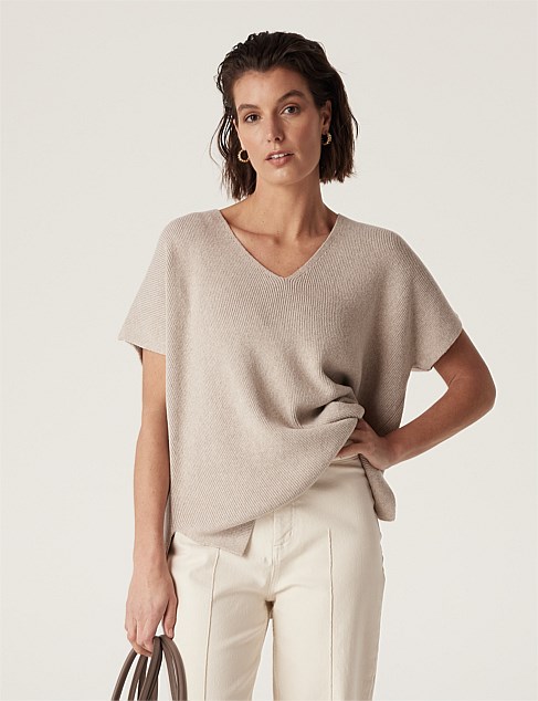 FLAX V NECK TOP