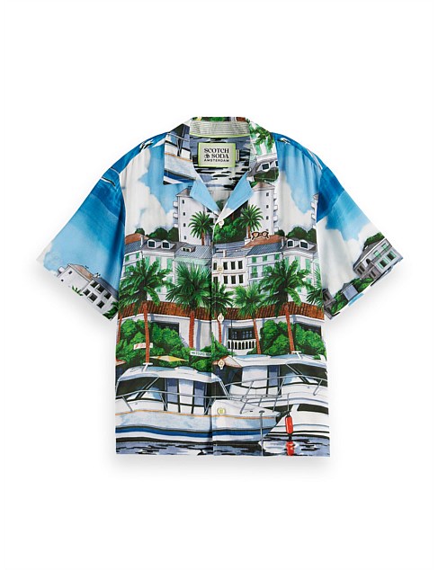 Artwork short-sleeved shirt