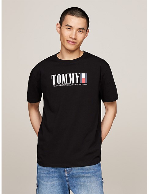 Tommy Flag Logo Crew Neck T-Shirt