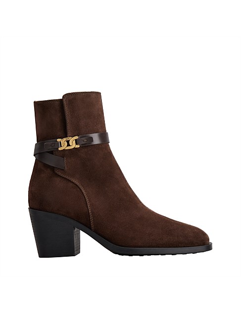 ANKLE BOOTS IN SUEDE