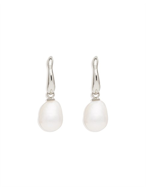 HARMONY PEARL HOOK EARRINGS