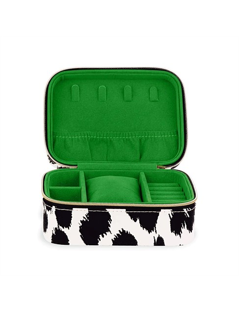 Modern Leopard Travel Organiser