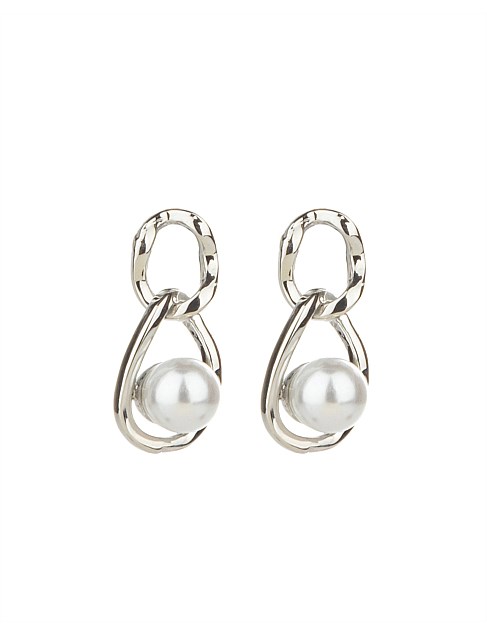 CHAIN LINK EARRINGS W PEARL