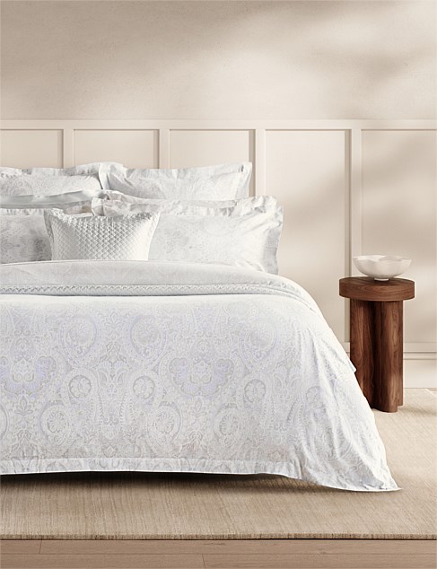 MARETTE TAILORED QUILT COVER QUEEN IN ORIENT BLUE