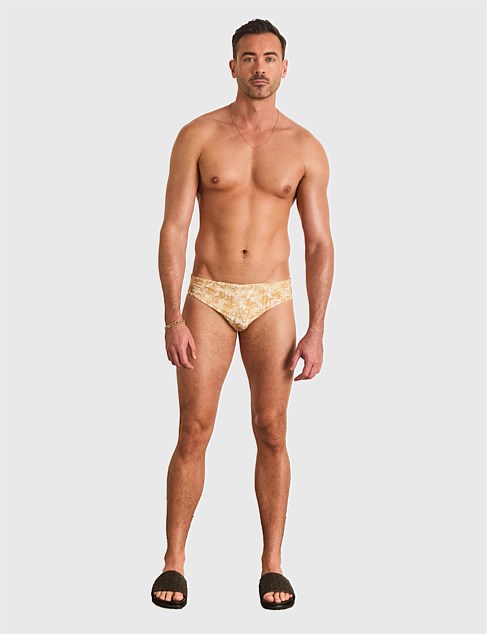 LUMINARY RACER BRIEFS