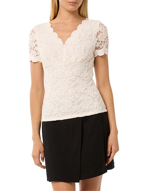 YIANNA LACE V NECK TOP