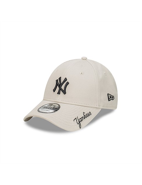 NY YANKEES 9FORTY VISOR SCRIPT CAP