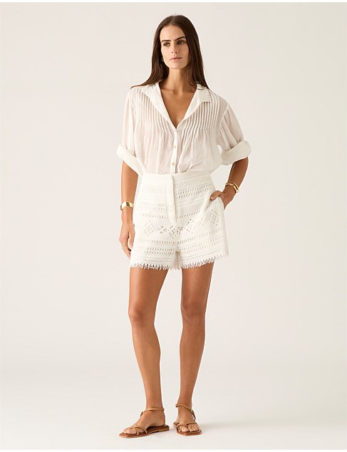 DANIELA TEXTURED SHORTS