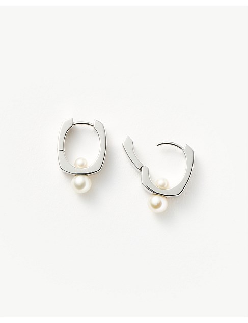 BUTTON PEARL SQUARE HOOP EARRING SMALL