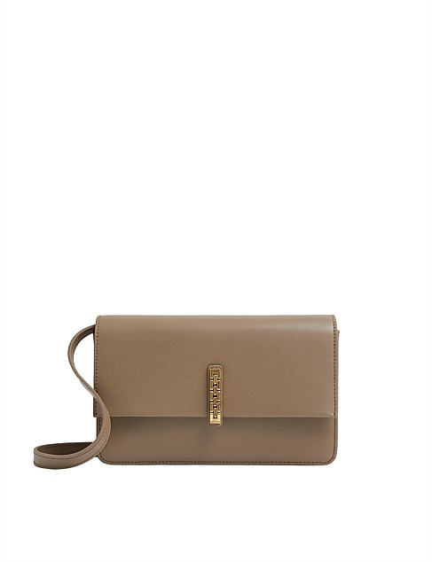 SOPHIA CHAIN CROSSBODY BAG