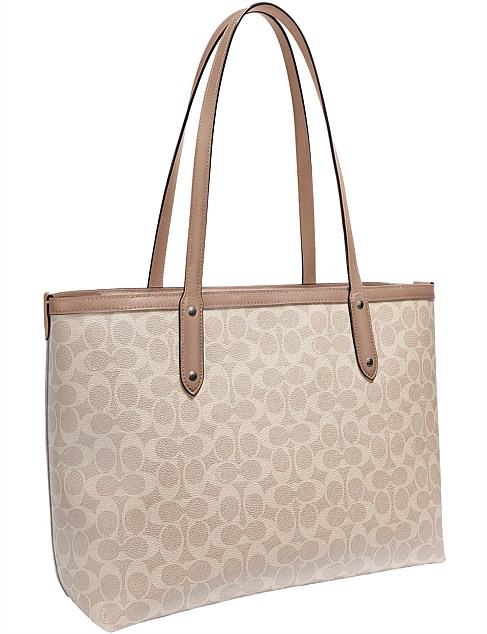 central tote