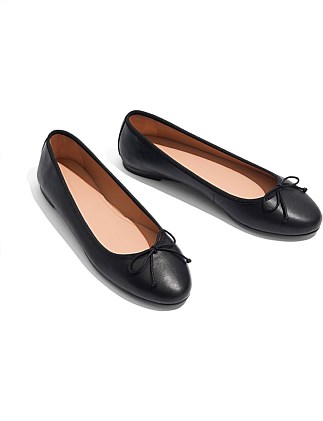 country road ballet flats