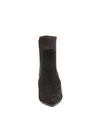 Richter sock bootie deals steve madden