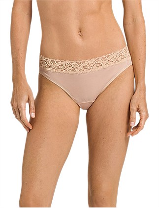 Moments Mini Brief