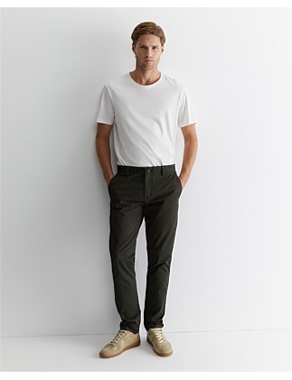 Smith Tapered Chino