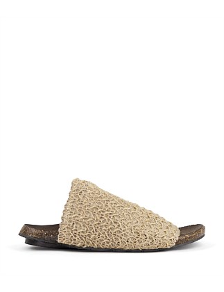 KYNDRA TEXTURED SLIDE ON FOOTBED