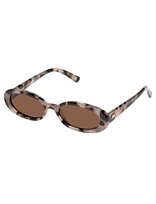 Outta Love Tort Oval Sunglasses