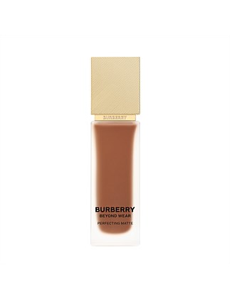 Burberry Beyond Wear Matte Foundation