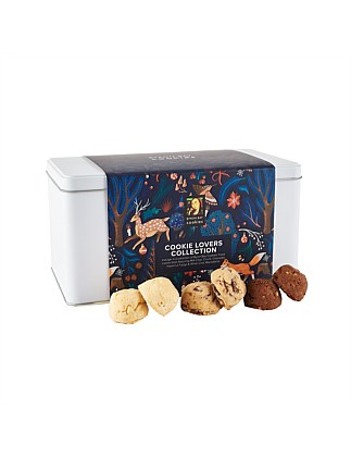 WINTER WONDERLAND MILK CHOCOLATE CHUNK, WHITE CHOC MACADAMIA & CHOCOLATE HAZELNUT FUDGE 600G