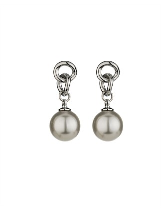 CHAIN LINK EARRING WITH PEARL DROP