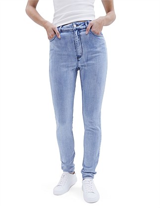 CLASSIC HIGH RISE SKINNY JEAN