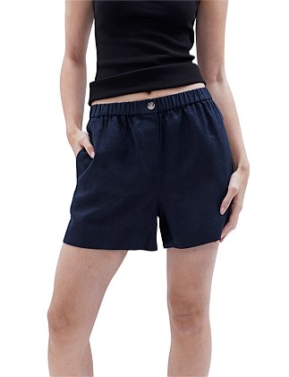 THE ESSENTIAL LINEN SHORT