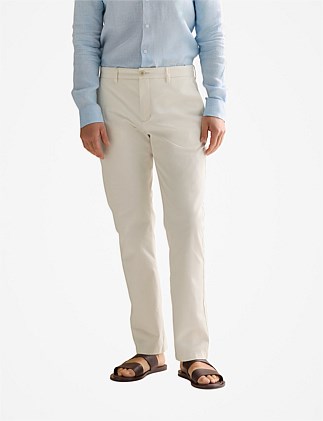 Regular Fit Modern Chino Pant