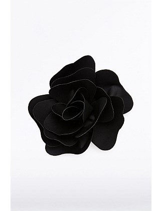 BLACK FIORE BROOCH