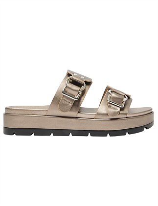 FICTION FLAT SANDAL