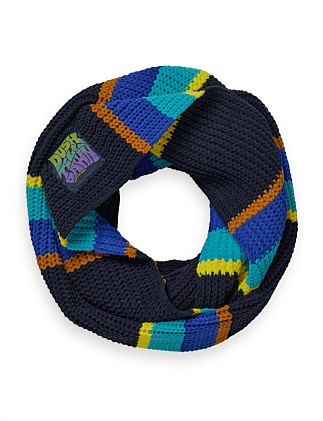 Colourful tunnel scarf