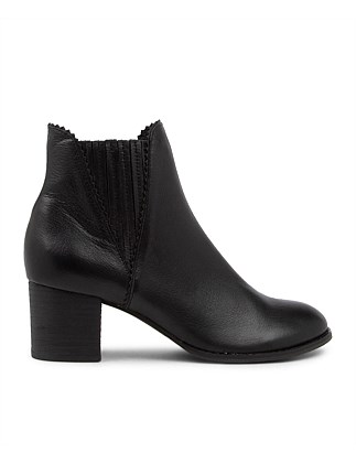 SANITI BLACK LEATHER ANKLE BOOTS BLACK HEEL