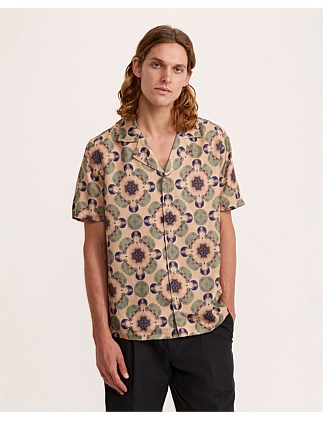 MAVERN SHORT SLEEVE RESORT PRINT SHIRT