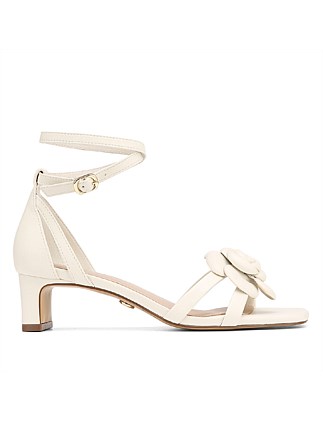 FLORIS Off White Leather Kitten Heel