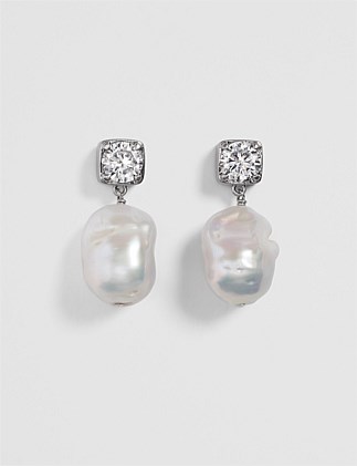 Crystal Pearl Drop Earring