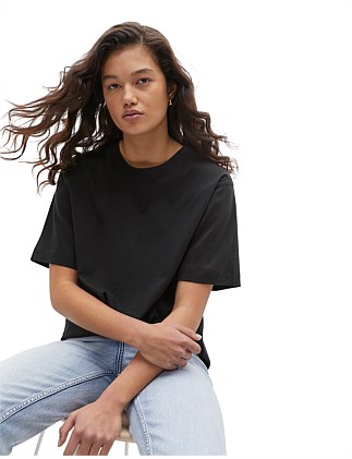 CORE BOYFRIEND TEE