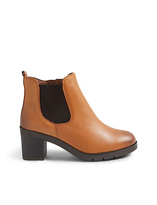 Amiee New Tan Leather Chelsea Boots