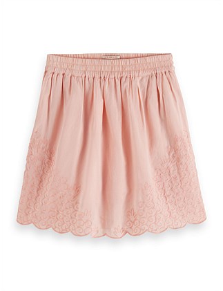 Embroidered skirt inner short