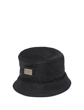 D&G PLAQUE BUCKET HAT