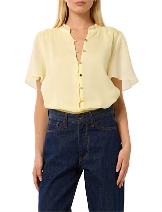 MADISON FLUTTER SLEEVES BLOUSE