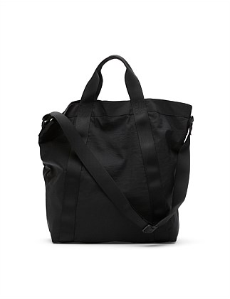 DERBY TOTE