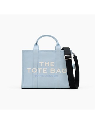 THE MEDIUM TOTE