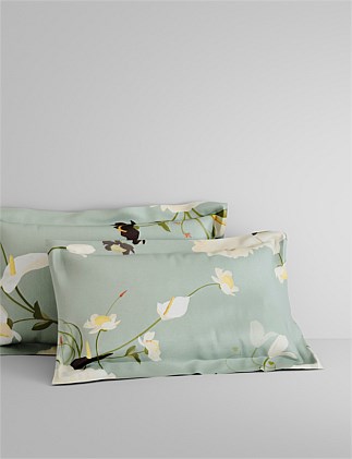 HALLES TAILORED PILLOWCASE PAIR IN BLUE ICE