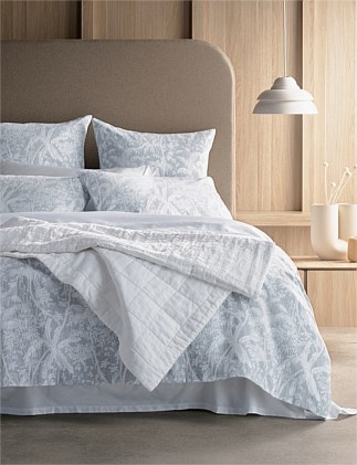 PALMIER QUILT COVER KING IN MIRAGE BLUE