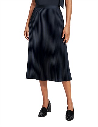 SLIM PLEAT SKIRT