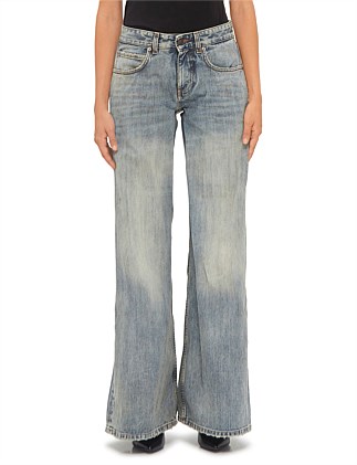 LOW WAISTED BAGGY JEANS