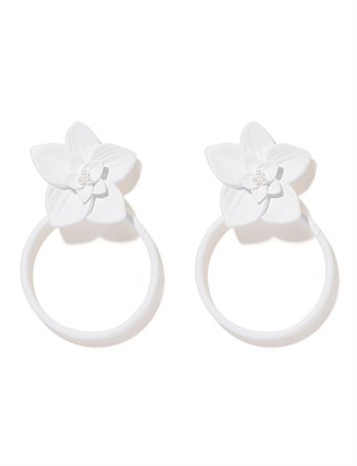 SIGNATURE FRIEDA FLOWER HOOP EARRINGS